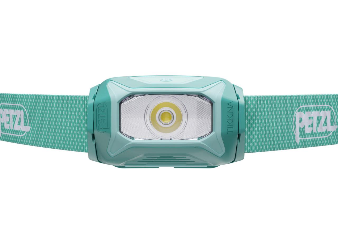 PETZL TIKKINA zelená model 2025