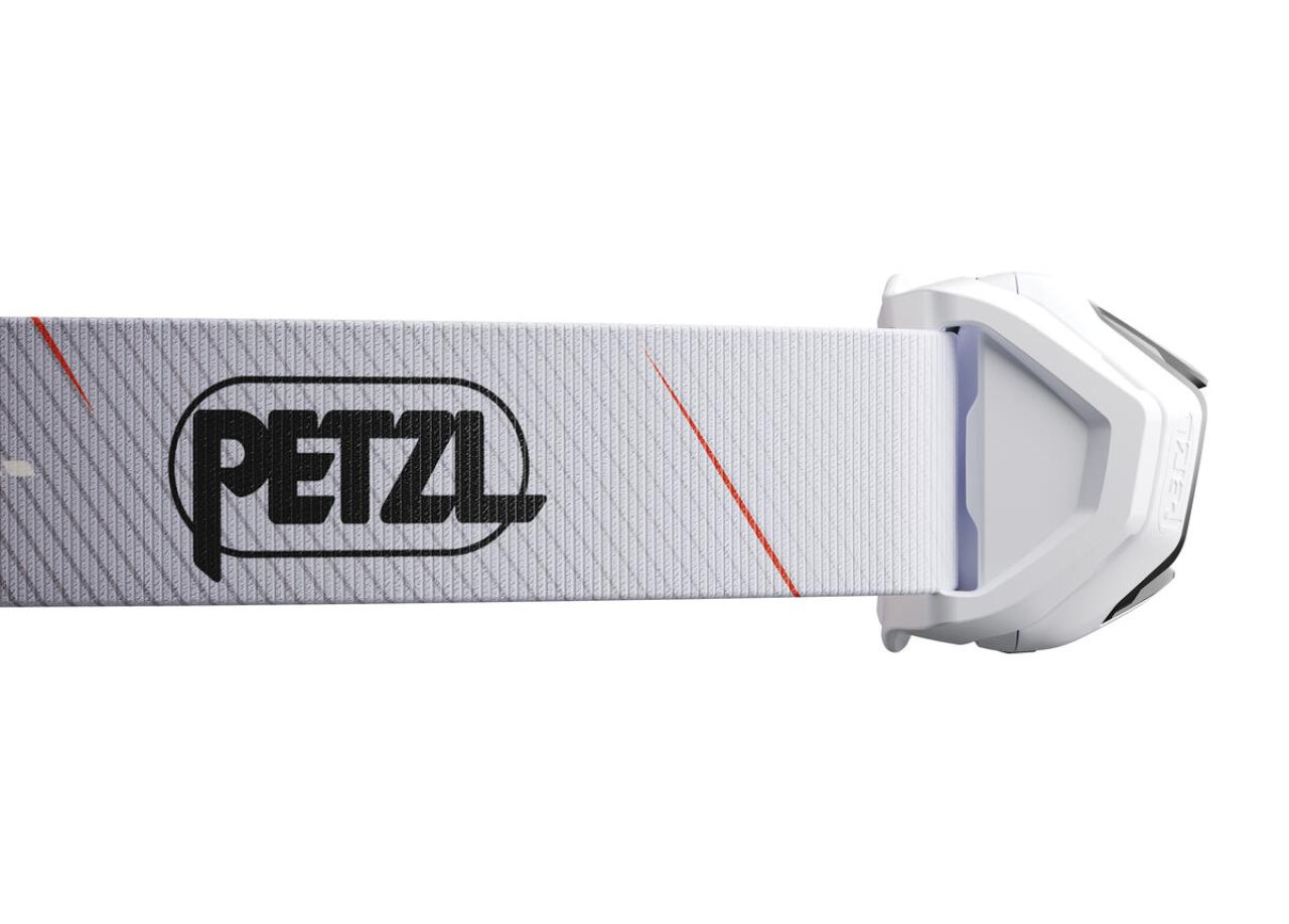 PETZL TIKKA CORE bílá model 2025