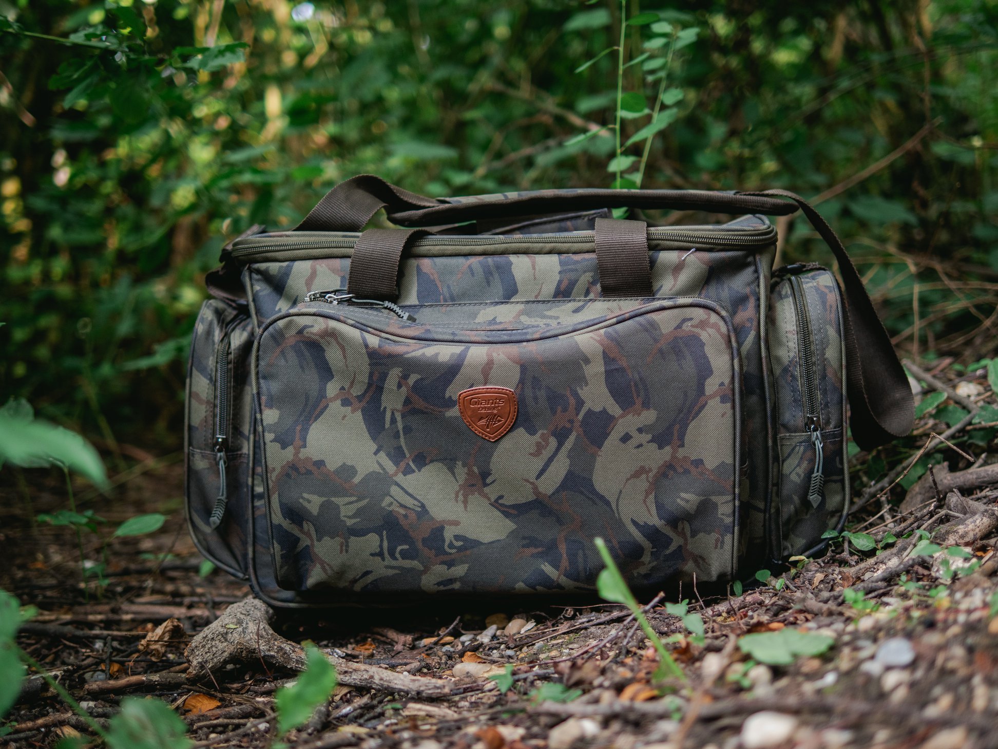 GIANTS FISHING CESTOVNÍ TAŠKA GAUBE MEDIUM/TERMO CARRYALL