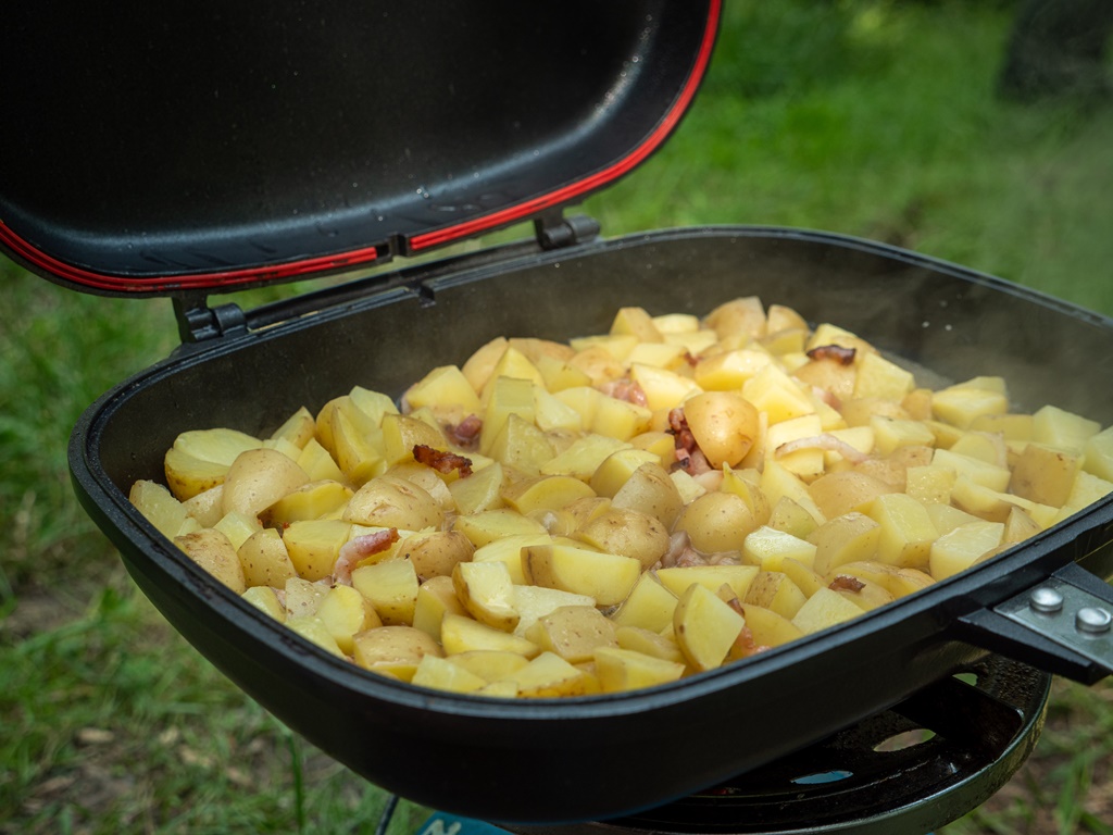 GIANTS FISHING PÁNEV NA VAŘENÍ EAZI PAN MEDIUM