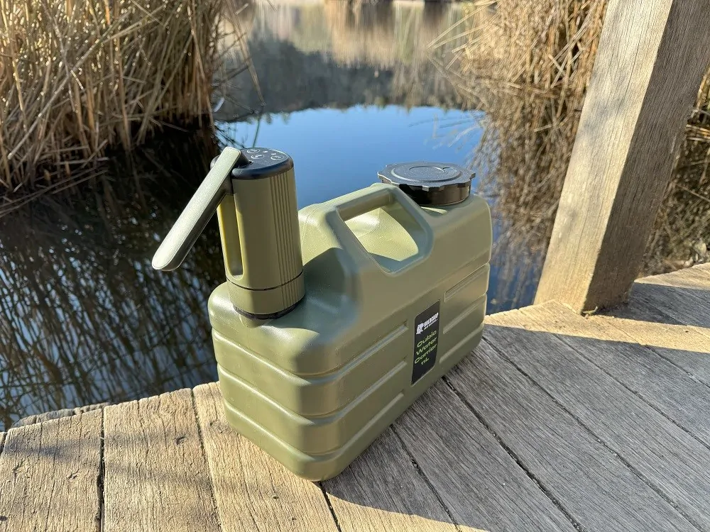 HOLDCARP Set Automatická Pumpa + Kanystr Smart Rechargeable Tap + Cubic Water Carrier 11 l