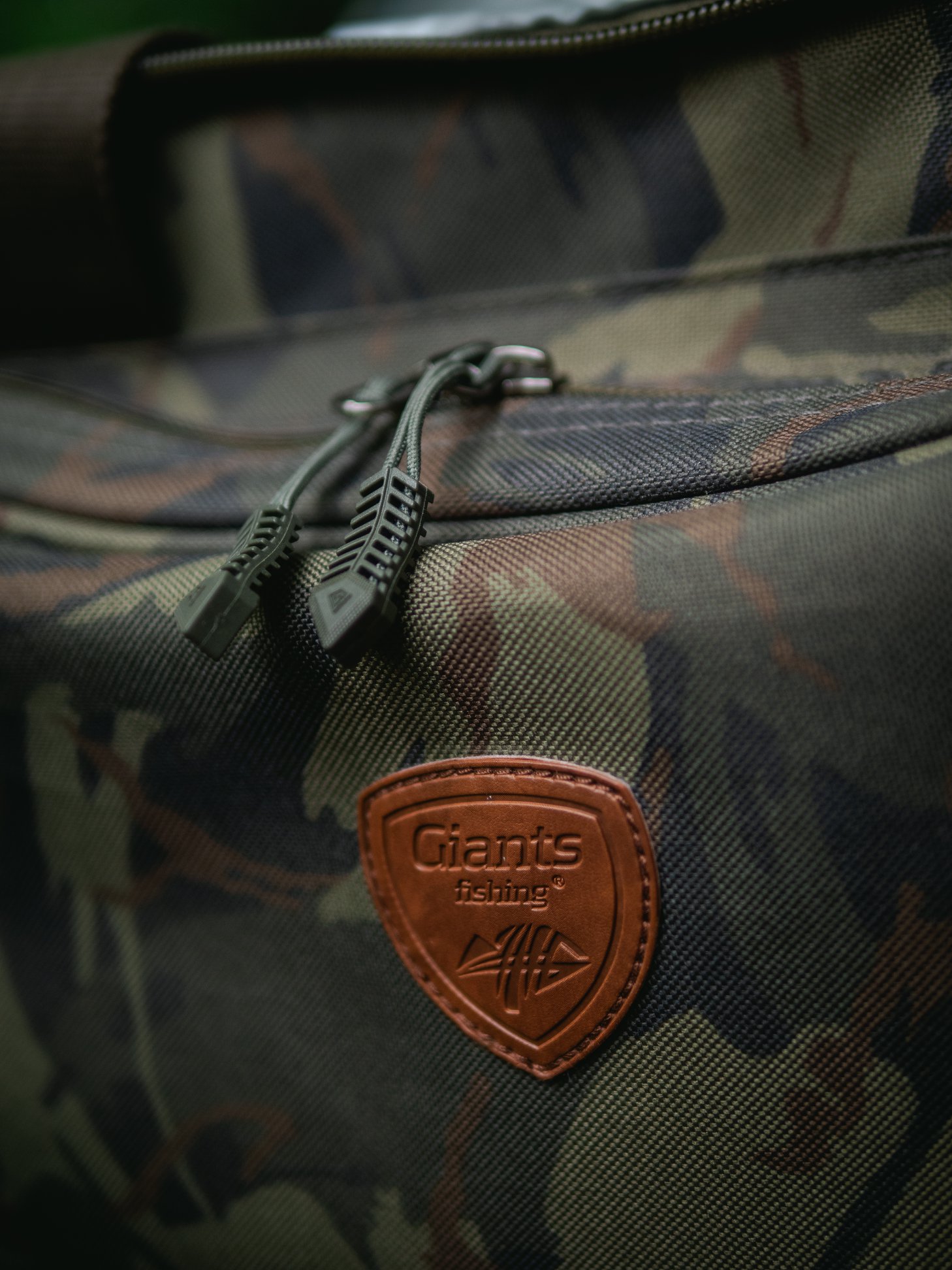 GIANTS FISHING CESTOVNÍ TAŠKA GAUBE MEDIUM/TERMO CARRYALL