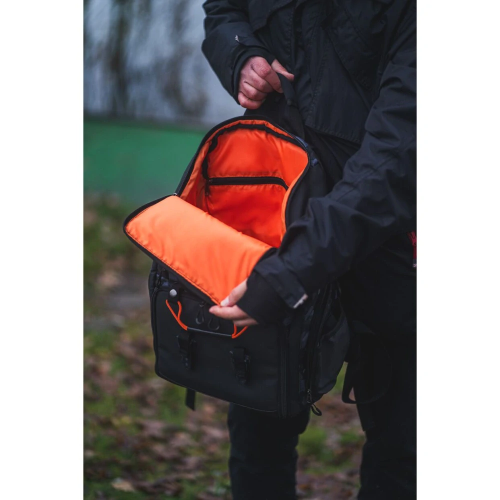 GIANTS FISHING Vláčecí batoh Spinning Rucksack Deluxe