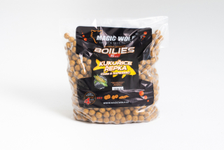 MAGIC WOLF Krmné Boilie 5 kg 24 mm Kukuřice Řepka