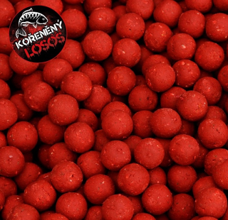 BLACK CARP Boilies Kořeněný Losos 1kg 20 mm